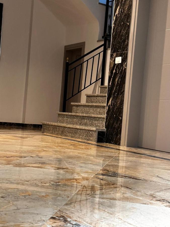 Appartement Teuta- Luxury Penthouse 200M2 à Saranda Extérieur photo